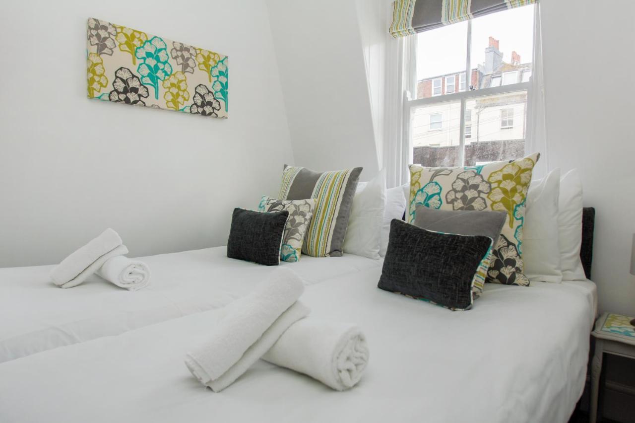 Marine Cottage - Parking - By Brighton Holiday Lets Luaran gambar
