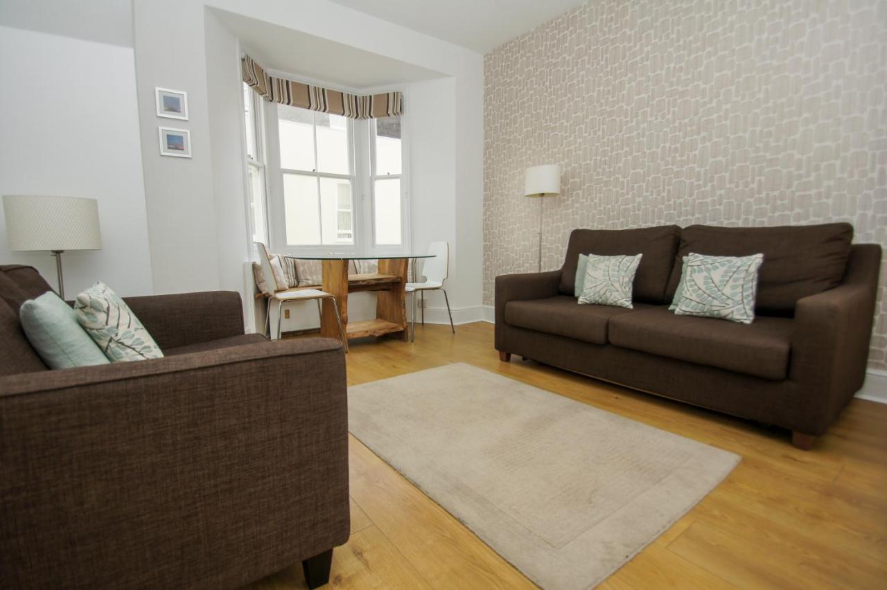 Marine Cottage - Parking - By Brighton Holiday Lets Luaran gambar